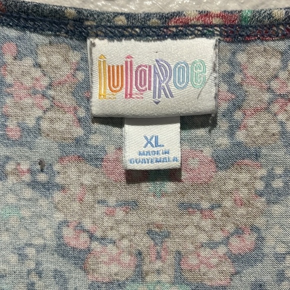 Women's LULAROE Turquoise Short Sleeve Tunic Top Size XL Multi Color Summer - Picture 3 of 7